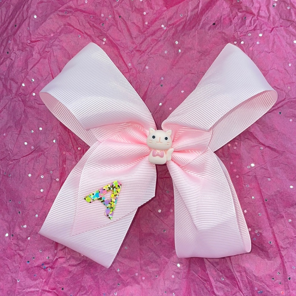 🎀 Handcrafted 5 inch charm hair bow with confetti letter ‘A’
